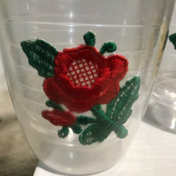 Tervis Tumblers Embroidered Floral Acrylic Tumblers Red, Pink, Yellow Roses 4" - Picture 3 of 10